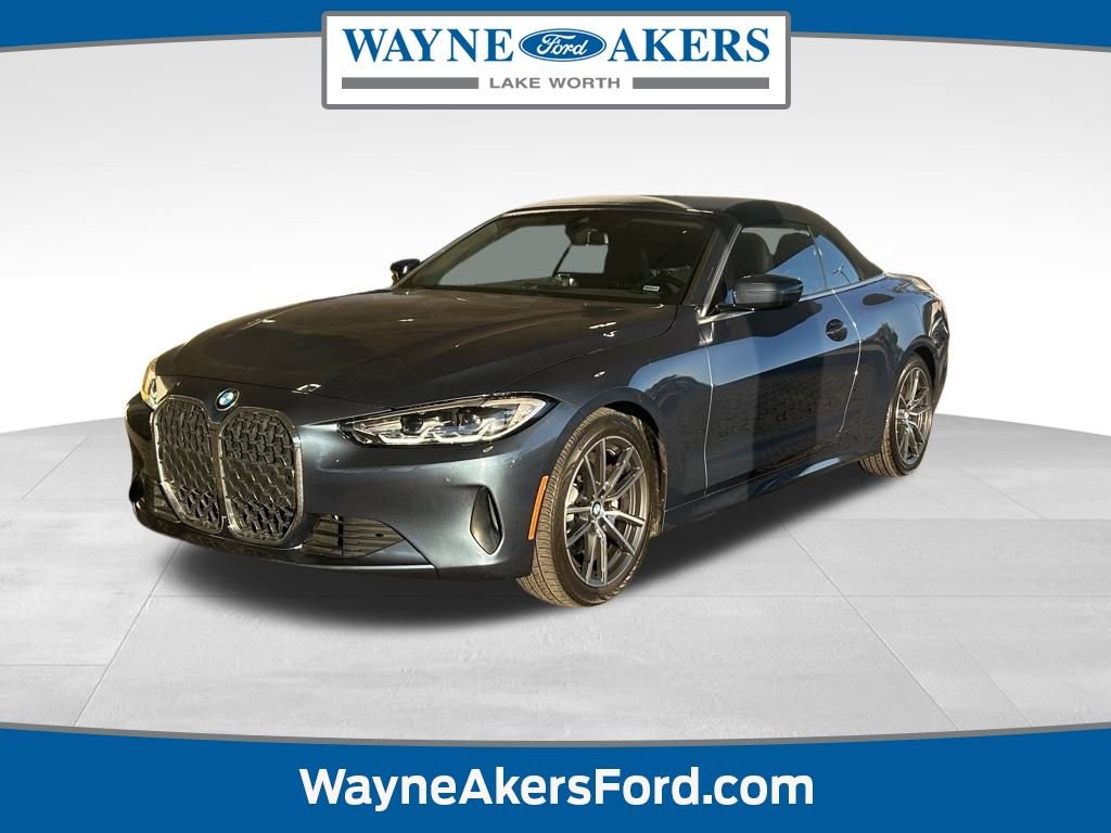 Used 2024 BMW 430i Convertible image 1