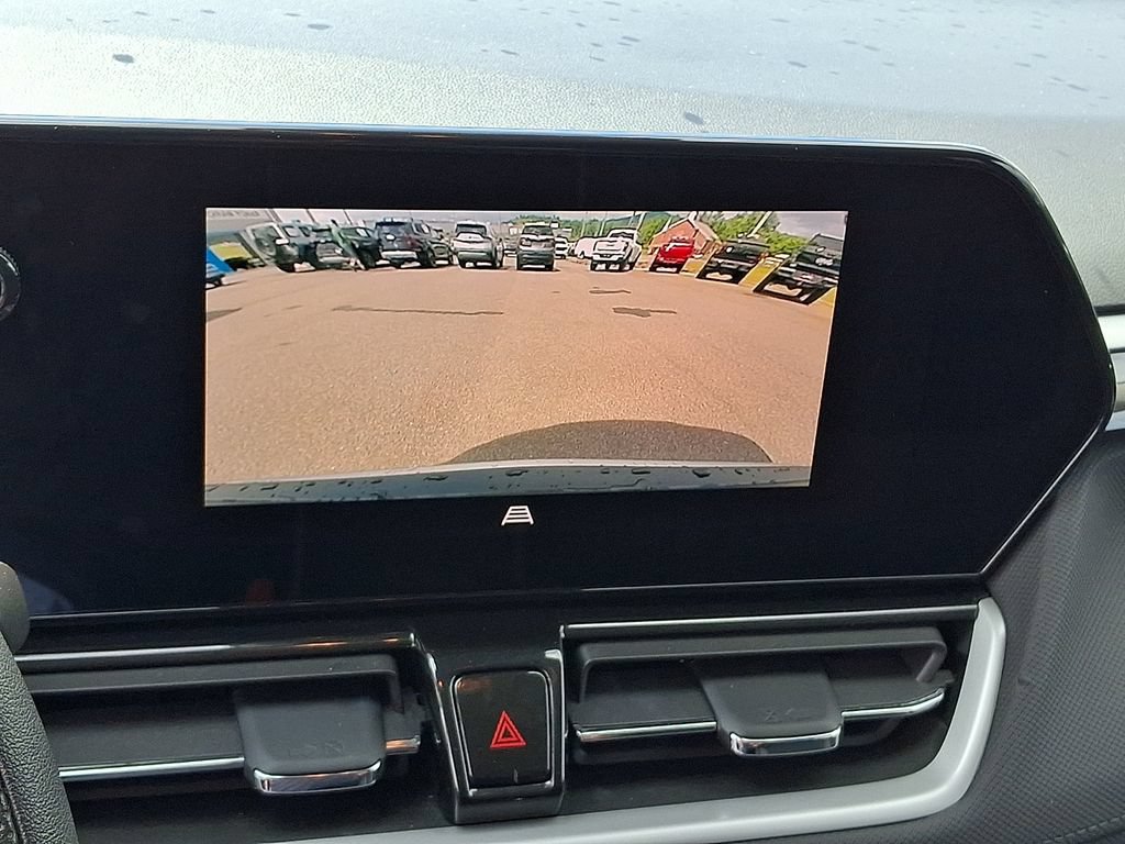 Used 2025 Chevrolet TrailBlazer LT AWD/4WD image 18