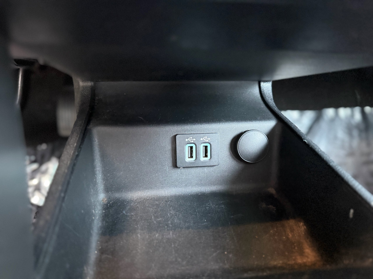 Used 2020 Ford Fusion SEL image 24