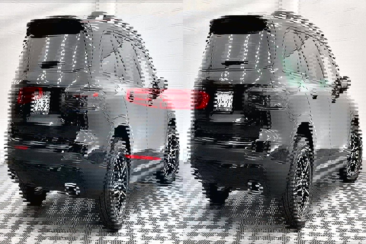 Used 2026 Mercedes-Benz GLB 250 image 11