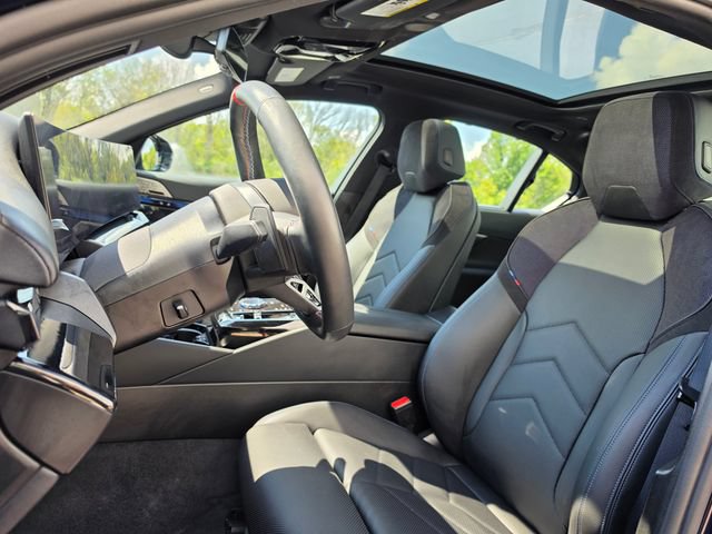 Used 2024 BMW i5 M60 w/ Executive Package AWD/4WD image 17