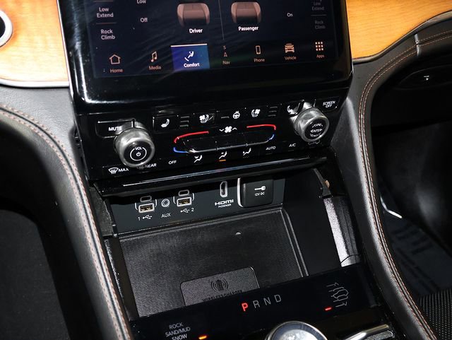 Used 2022 Jeep Grand Cherokee Summit AWD/4WD image 25