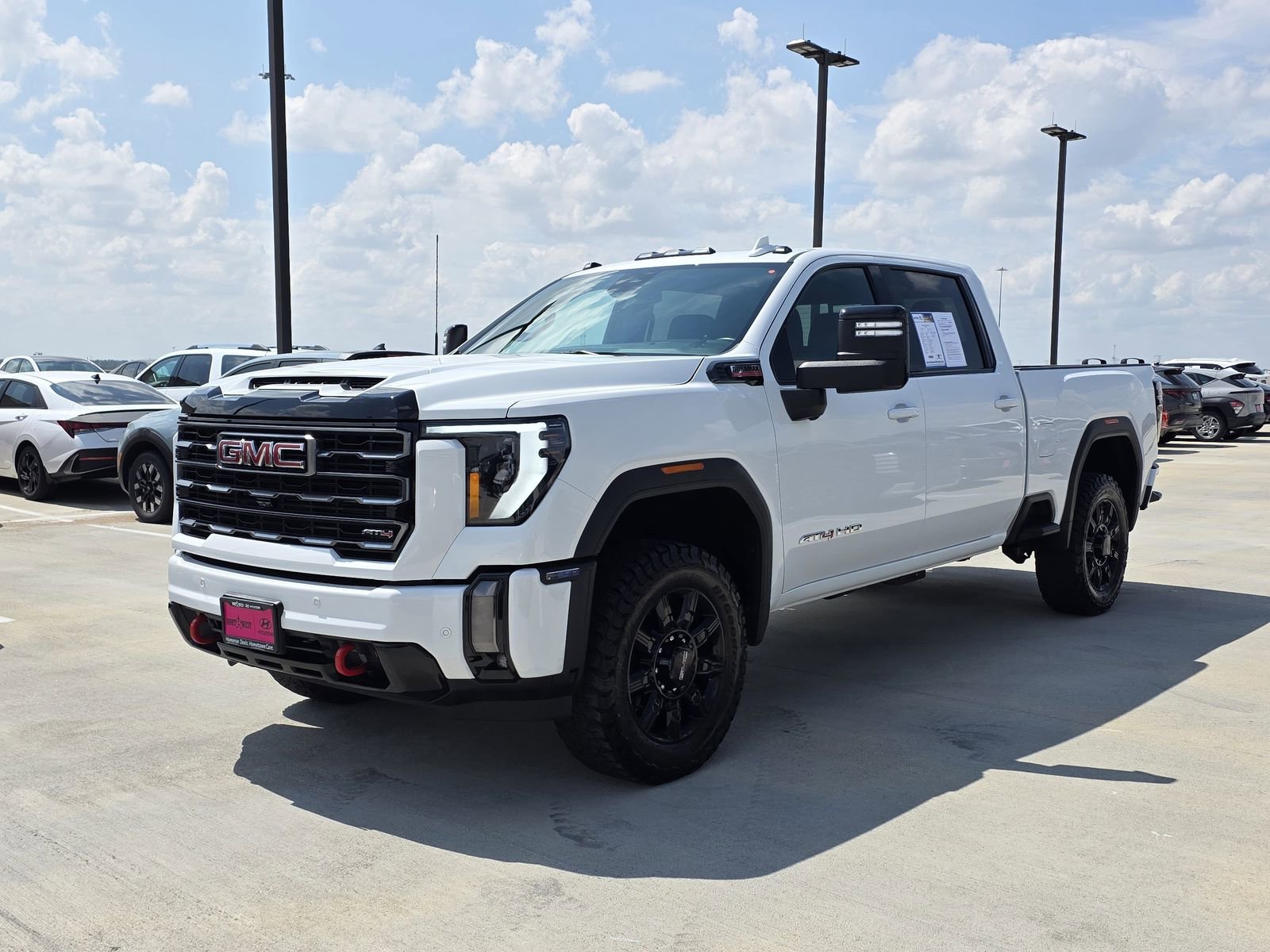 Used 2024 GMC Sierra 2500 AT4 w/ AT4 Preferred Package image 2