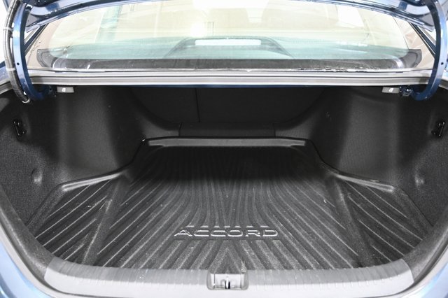 Used 2024 Honda Accord EX image 18