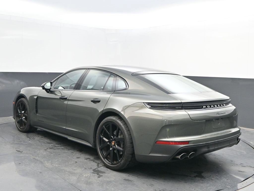 New 2025 Porsche Panamera image 3