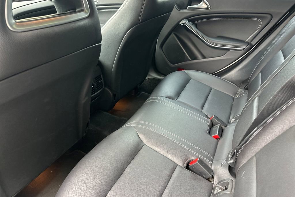 Used 2016 Mercedes-Benz CLA 250 4MATIC image 12
