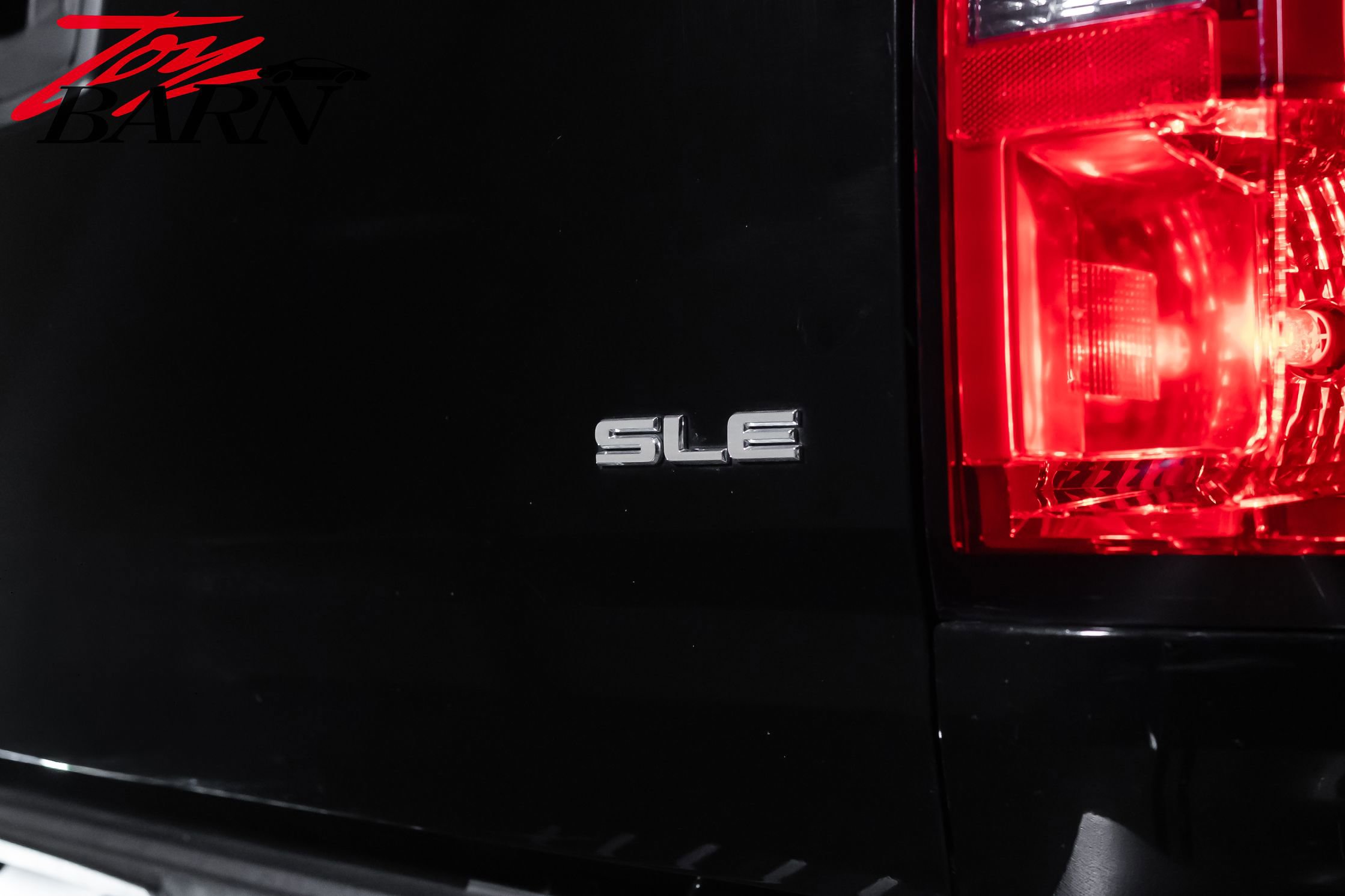 Used 2016 GMC Canyon SLE w/ Nightfall Edition AWD/4WD image 13