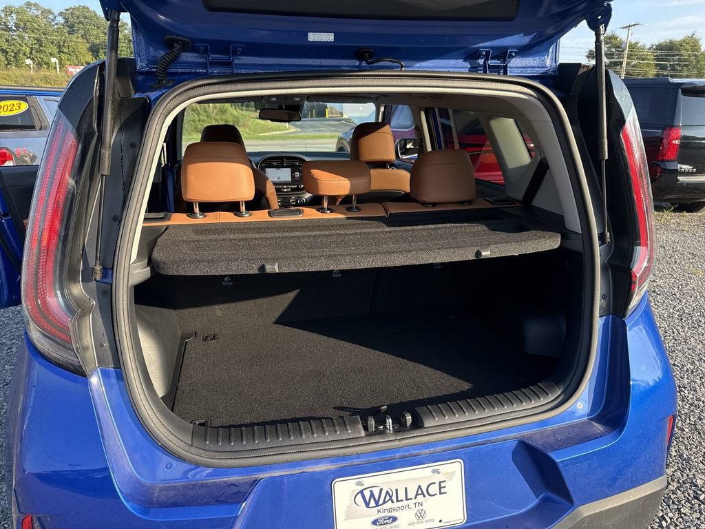 Used 2024 Kia Soul EX w/ Option Group 015 FWD image 44