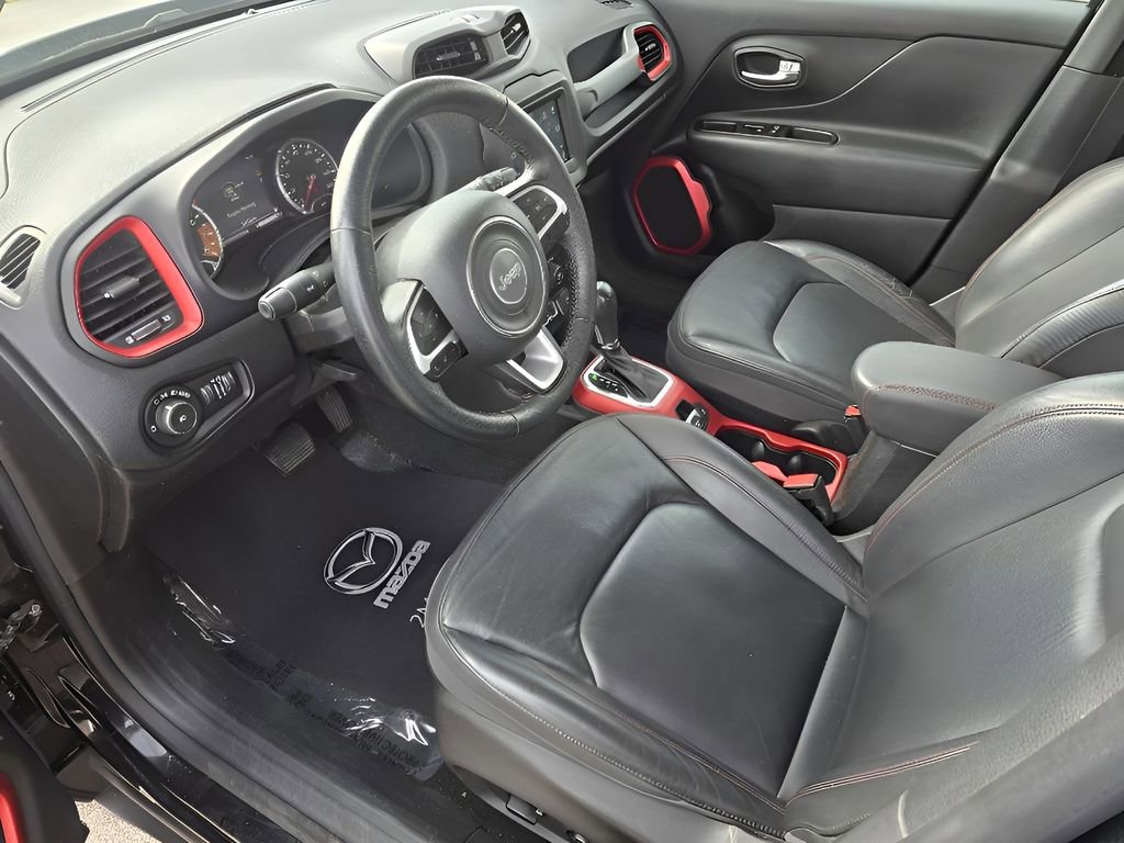 Used 2020 Jeep Renegade Trailhawk w/ Premium Leather Group image 25