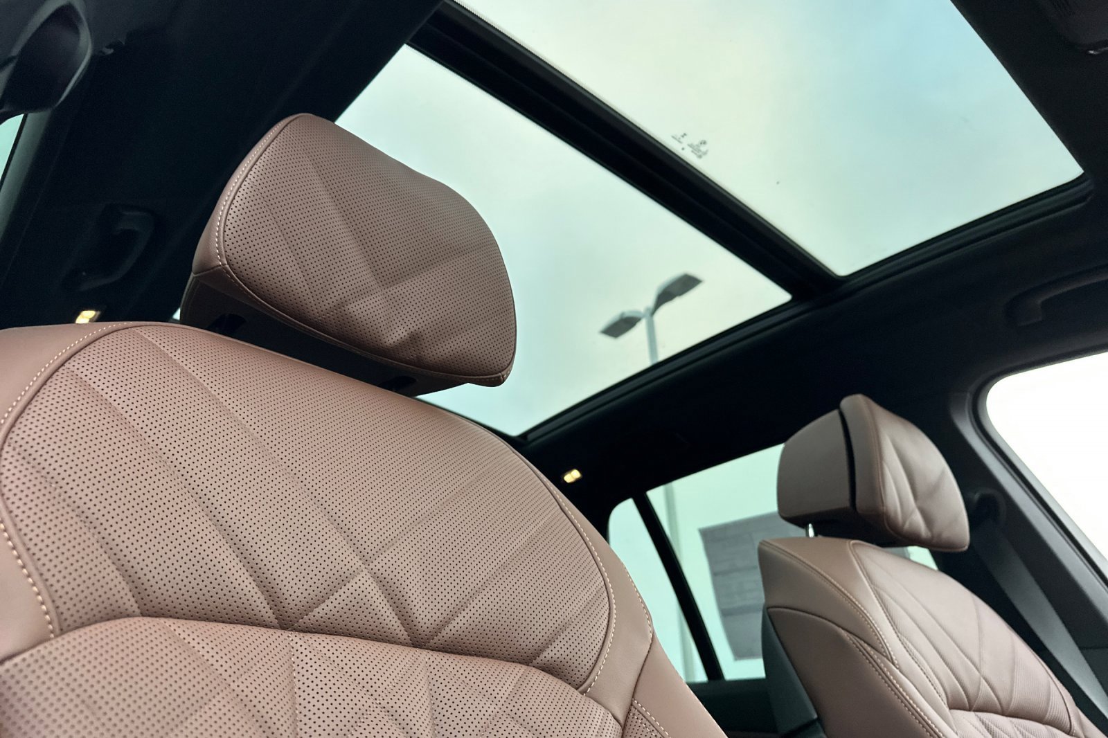 New 2026 BMW X5 xDrive40i w/ M Sport Package image 14