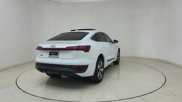 Used 2024 Audi Q8 e-tron Premium Plus w/ Premium Plus Package image 69