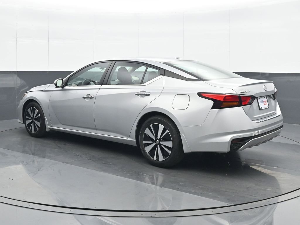 Used 2022 Nissan Altima 2.5 SV FWD image 4