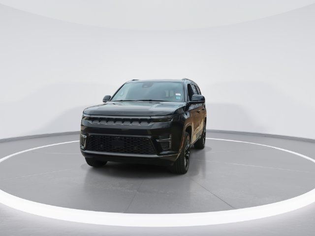 New 2026 Jeep Grand Wagoneer Summit AWD/4WD image 3
