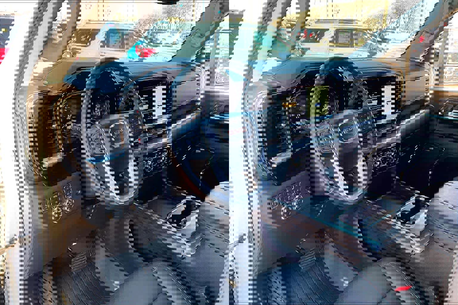 Used 2024 GMC Sierra 2500 SLT w/ SLT Premium Package image 36