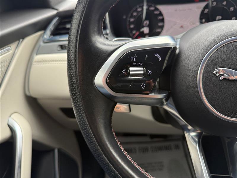 Used 2022 Jaguar F-PACE SVR AWD/4WD image 36