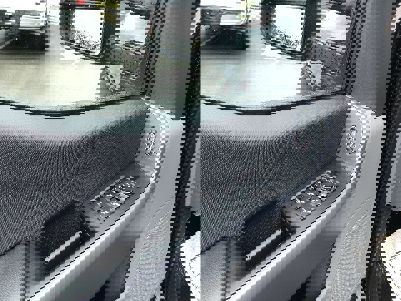 Used 2023 Ford F150 XLT w/ Trailer Tow Package image 12