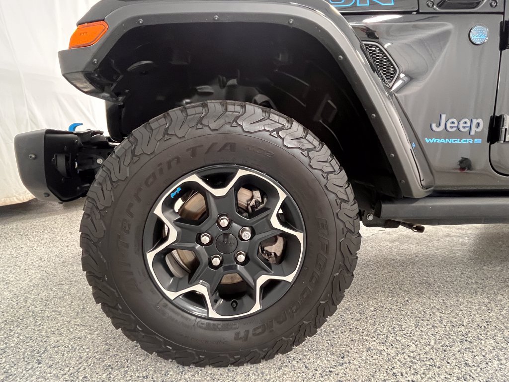 Used 2023 Jeep Wrangler Unlimited Rubicon 4xe w/ Steel Bumper Group AWD/4WD image 34