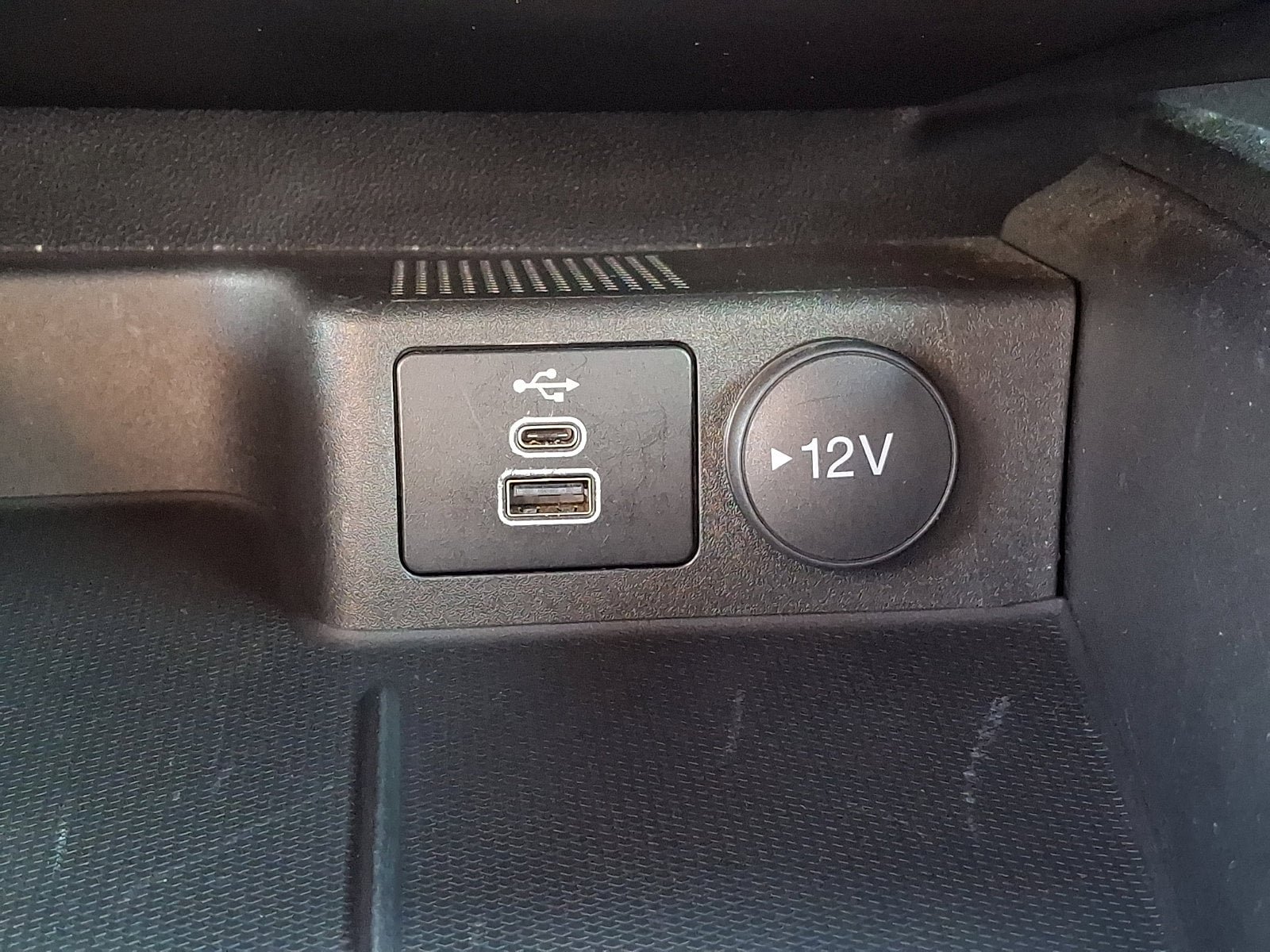 Used 2024 Ford Escape ST-Line AWD/4WD image 24