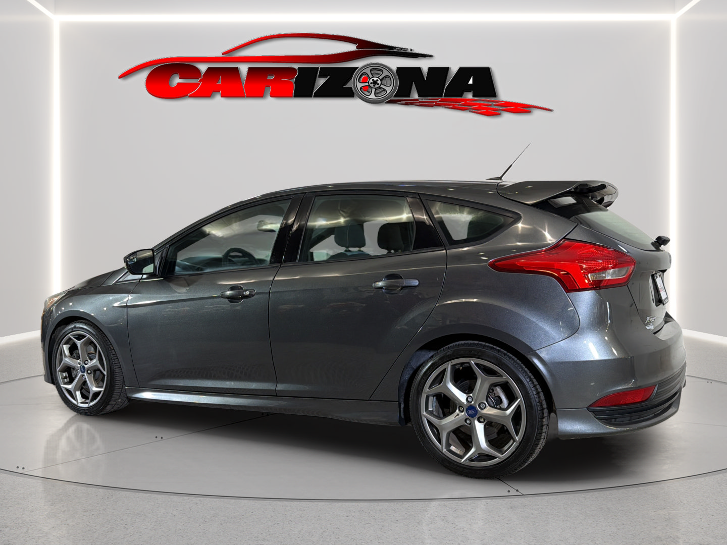 Used 2016 Ford Focus ST FWD image 9