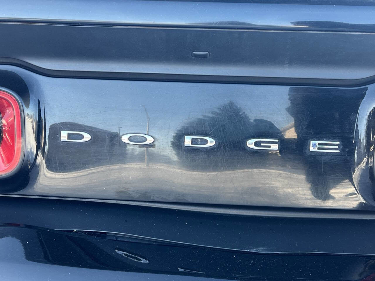 Used 2018 Dodge Challenger SXT image 18
