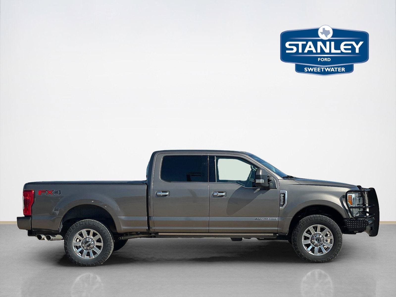 Used 2019 Ford F250 Limited w/ FX4 Off-Road Package AWD/4WD image 9