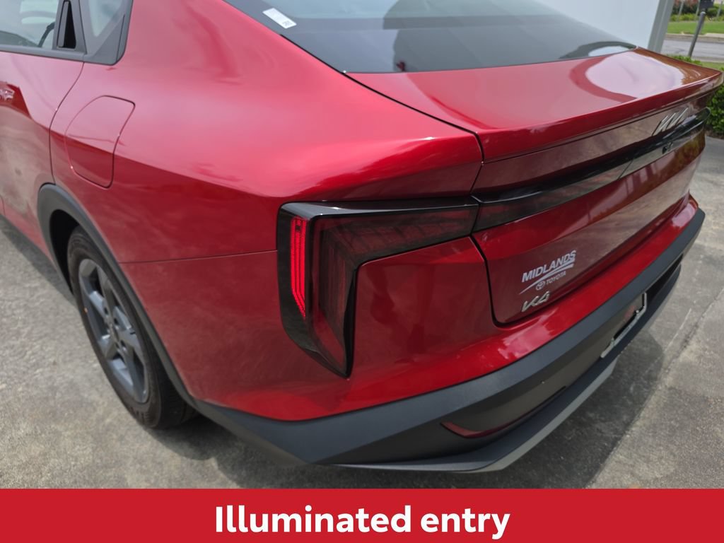 Used 2025 Kia K4 FWD image 8