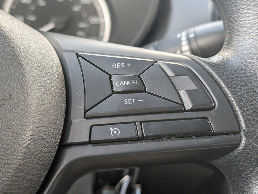 Used 2025 Nissan Versa S FWD image 25