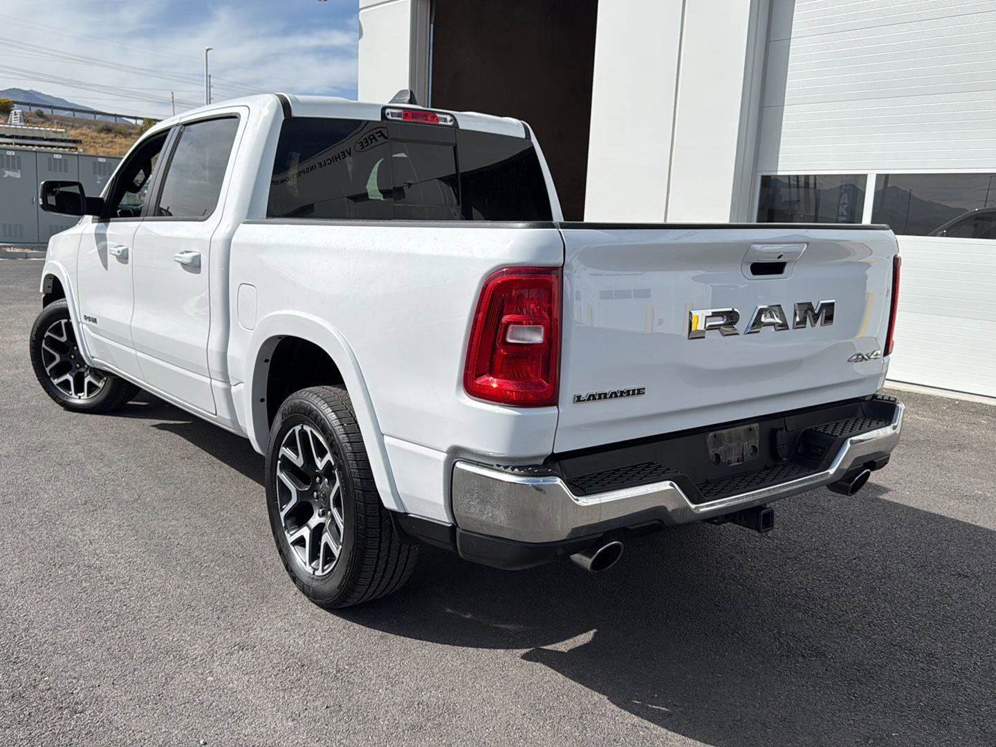 Used 2025 RAM 1500 Laramie image 5