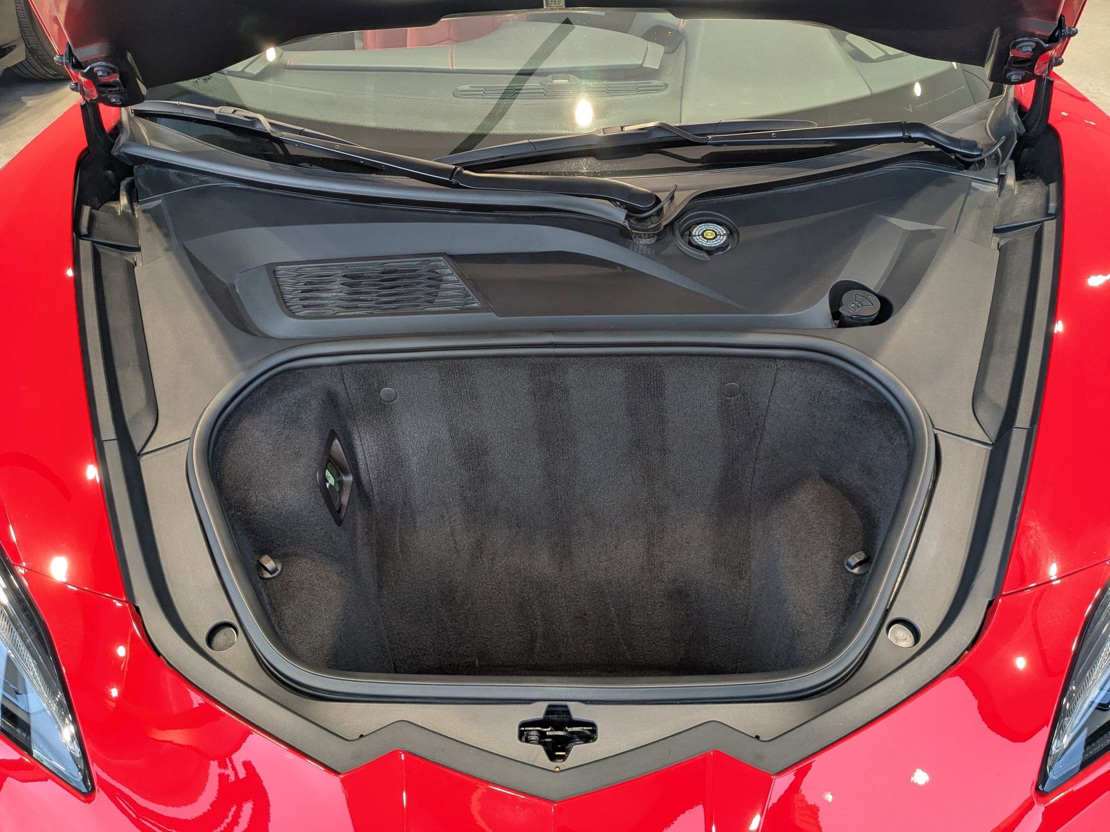 Used 2022 Chevrolet Corvette Stingray Coupe w/ 1LT image 34