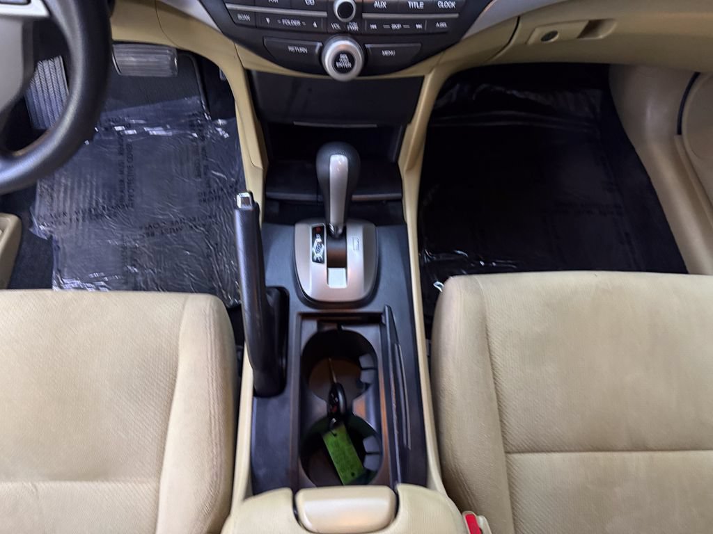 Used 2011 Honda Accord EX image 19
