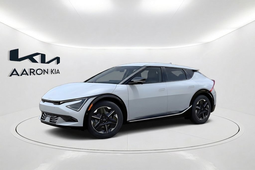 New 2026 Kia EV6 Wind RWD image 3