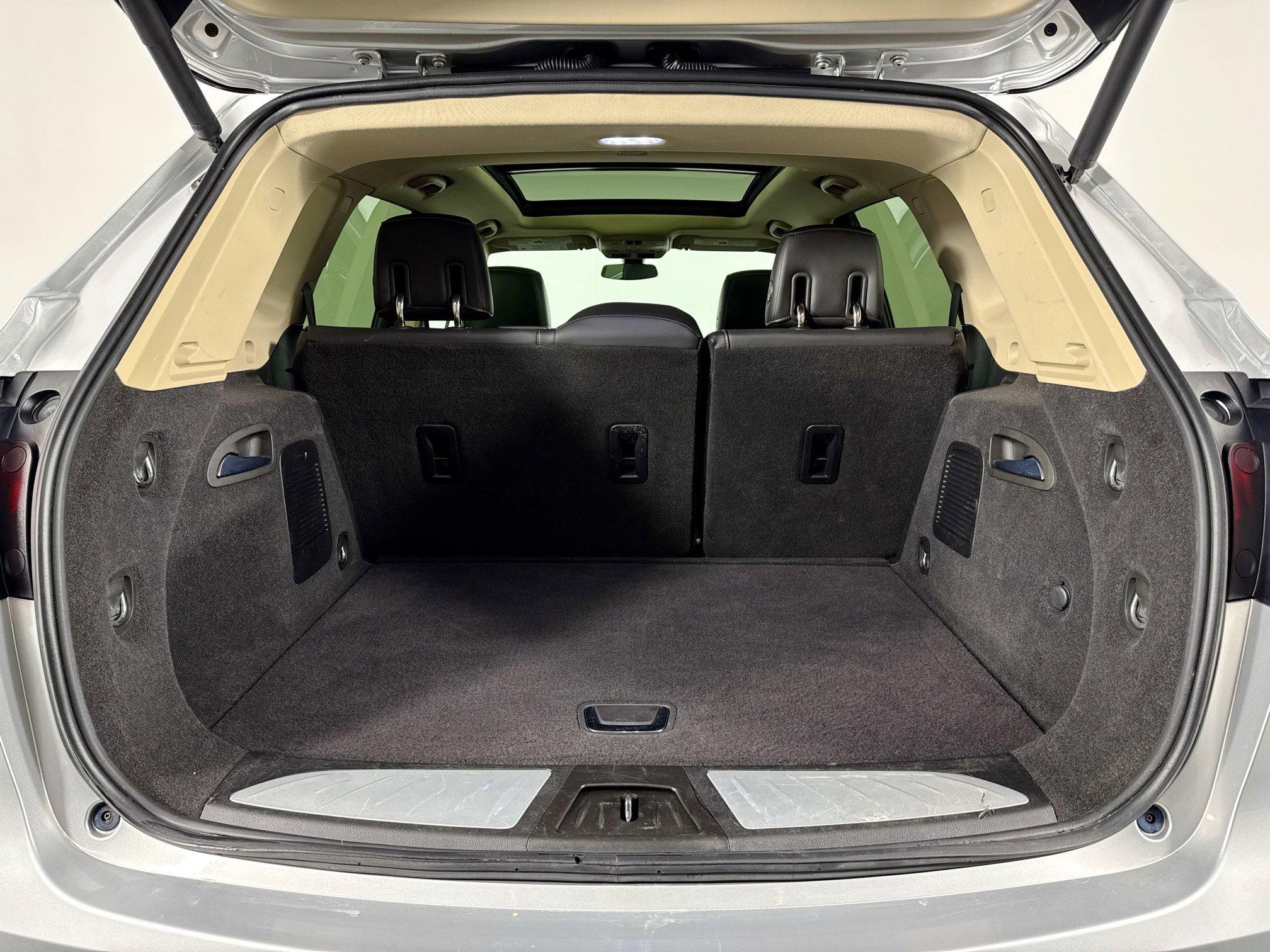 Used 2017 Buick Envision Essence image 44