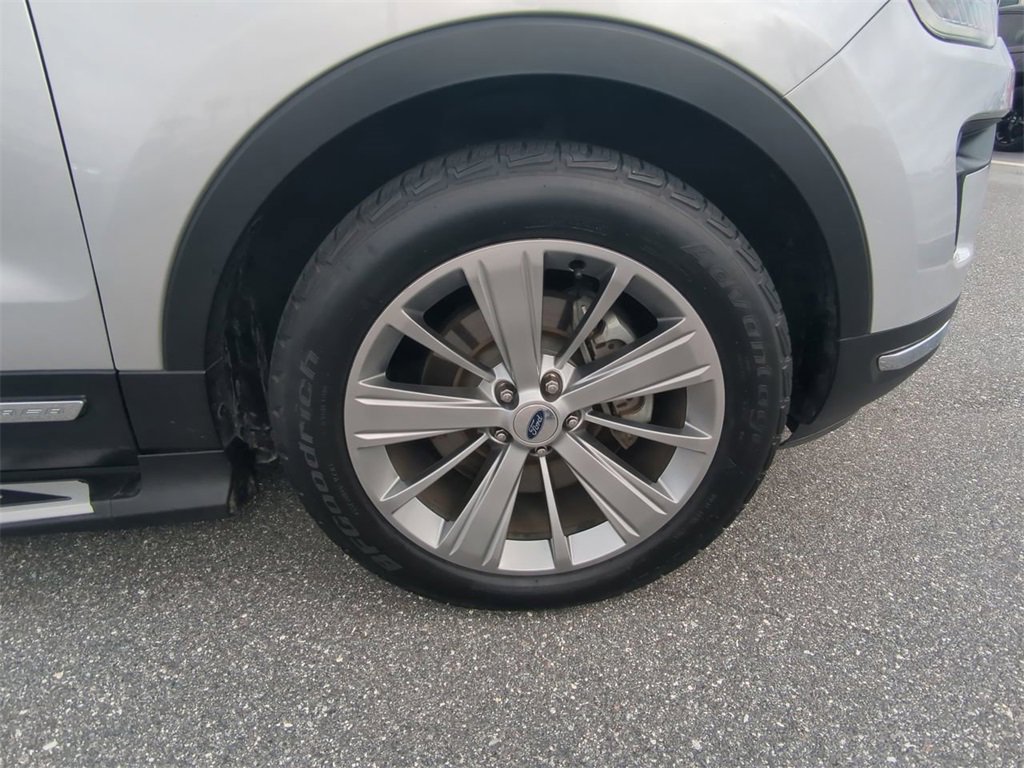 Used 2018 Ford Explorer Limited image 10