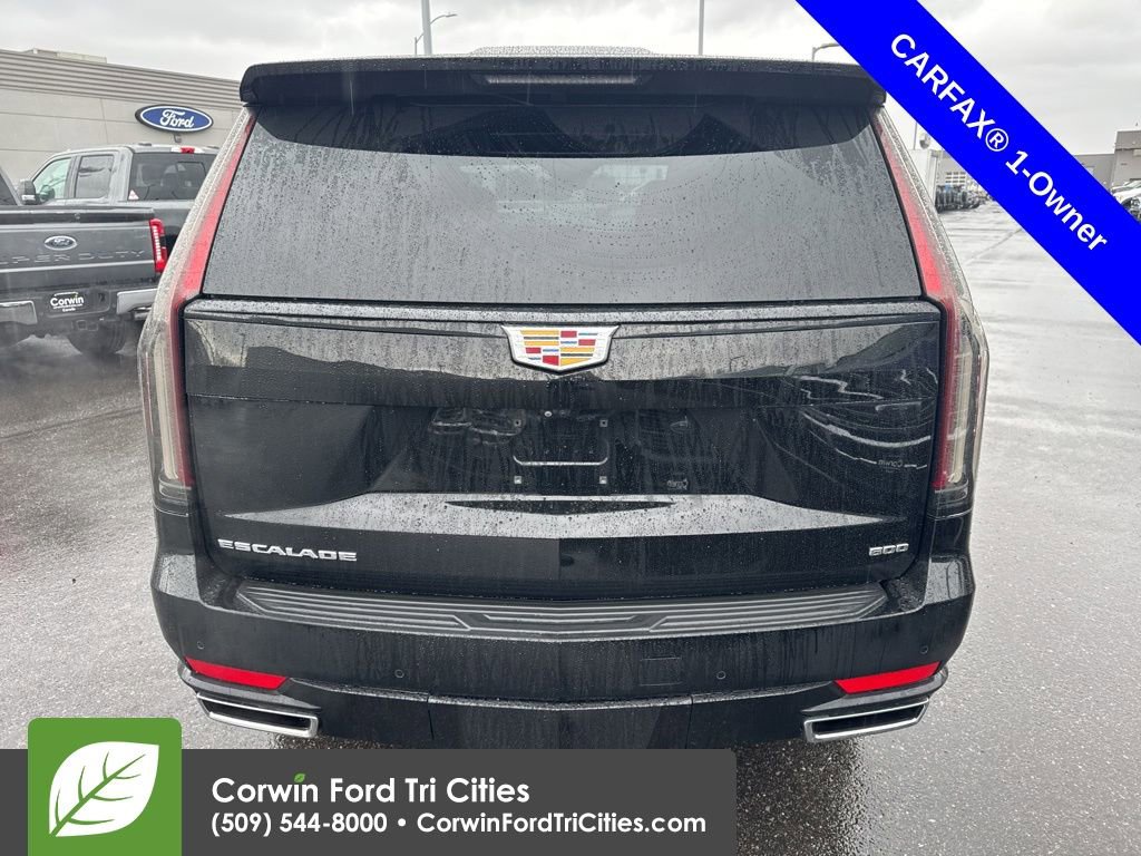Used 2022 Cadillac Escalade Premium Luxury image 13