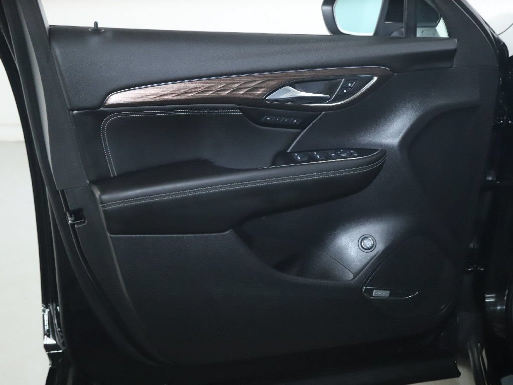 Used 2023 Buick Envision Avenir AWD/4WD image 16