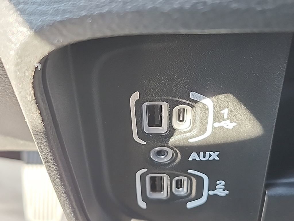 New 2026 RAM 3500 Tradesman AWD/4WD image 10