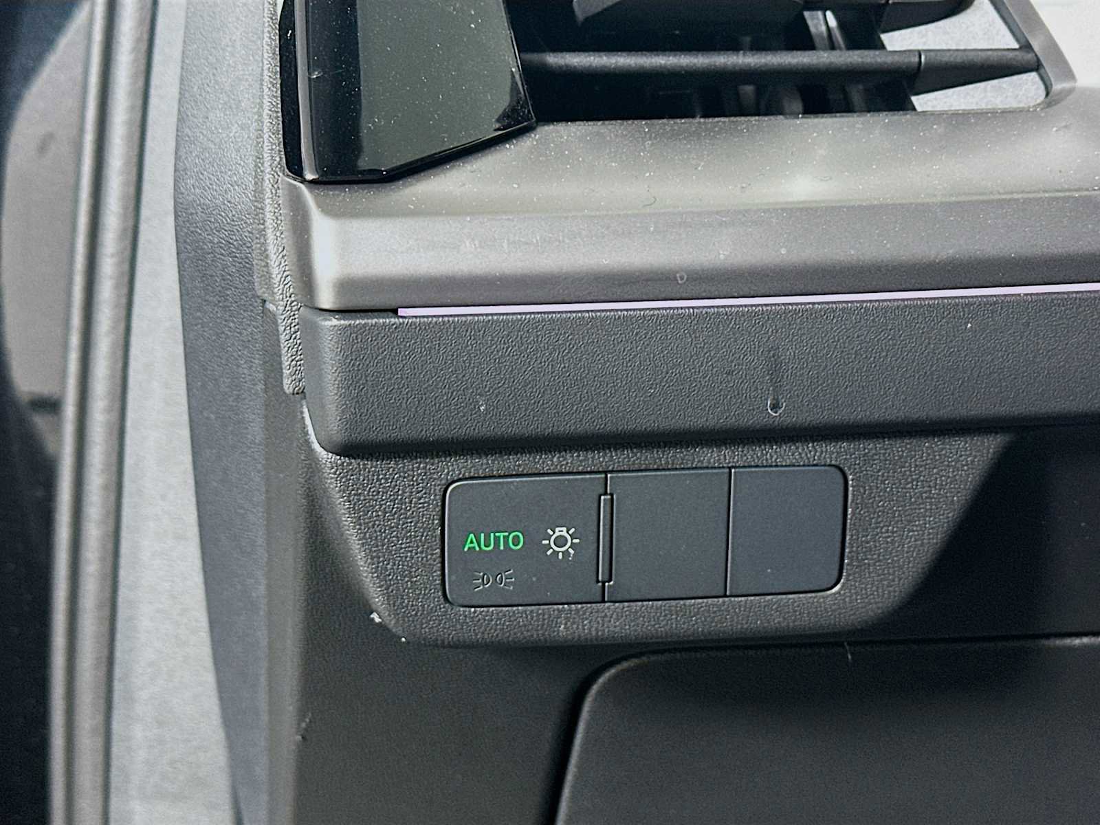 Certified 2023 Audi Q4 e-tron Premium Plus w/ Premium Plus RWD image 10