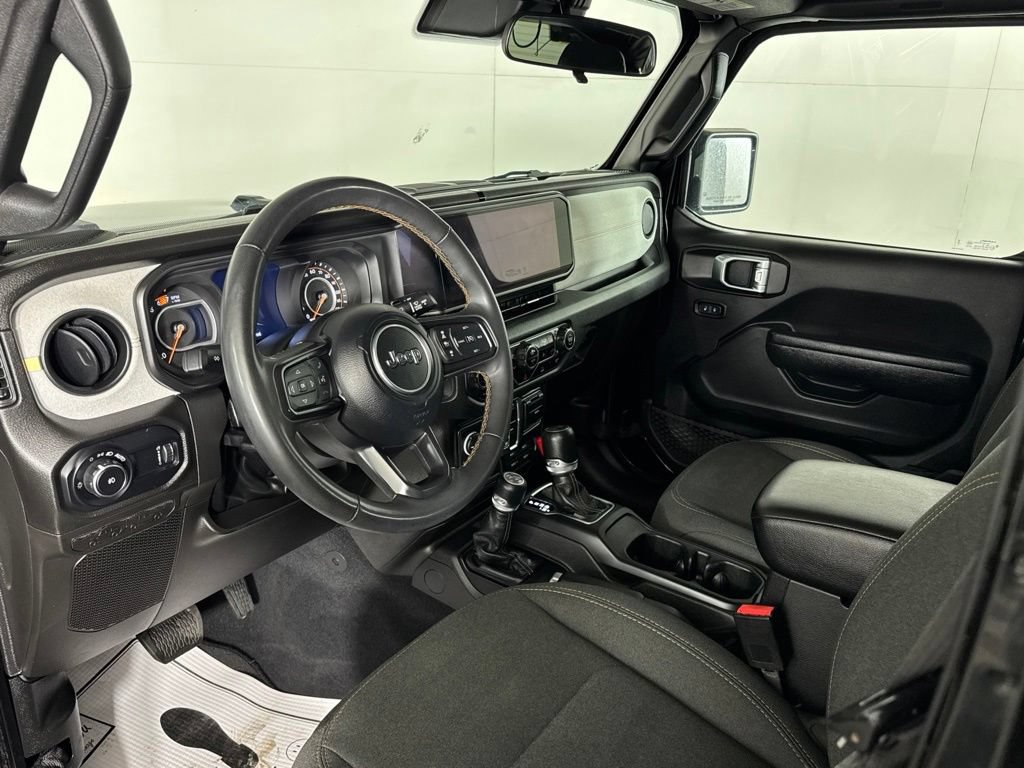 Used 2024 Jeep Wrangler Unlimited Sport AWD/4WD image 9
