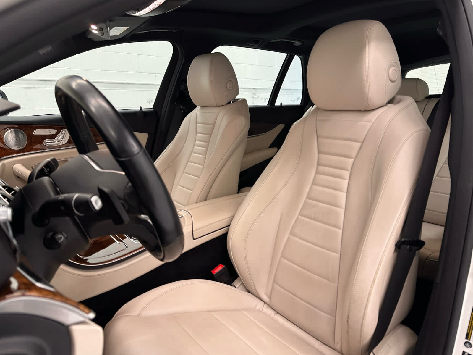 Used 2019 Mercedes-Benz E 450 4MATIC Wagon image 12