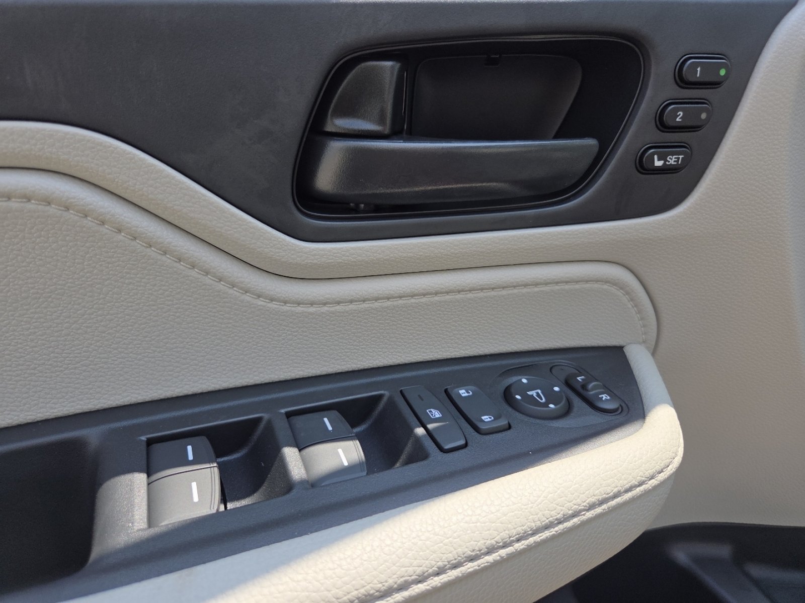 New 2026 Honda Odyssey EX-L image 30