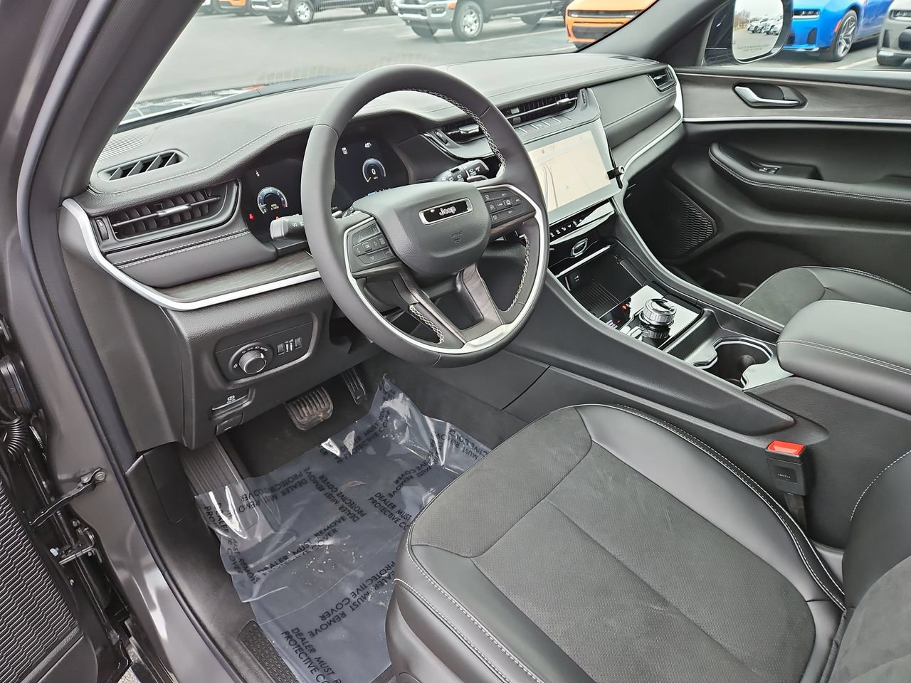 New 2026 Jeep Grand Cherokee Altitude AWD/4WD image 17