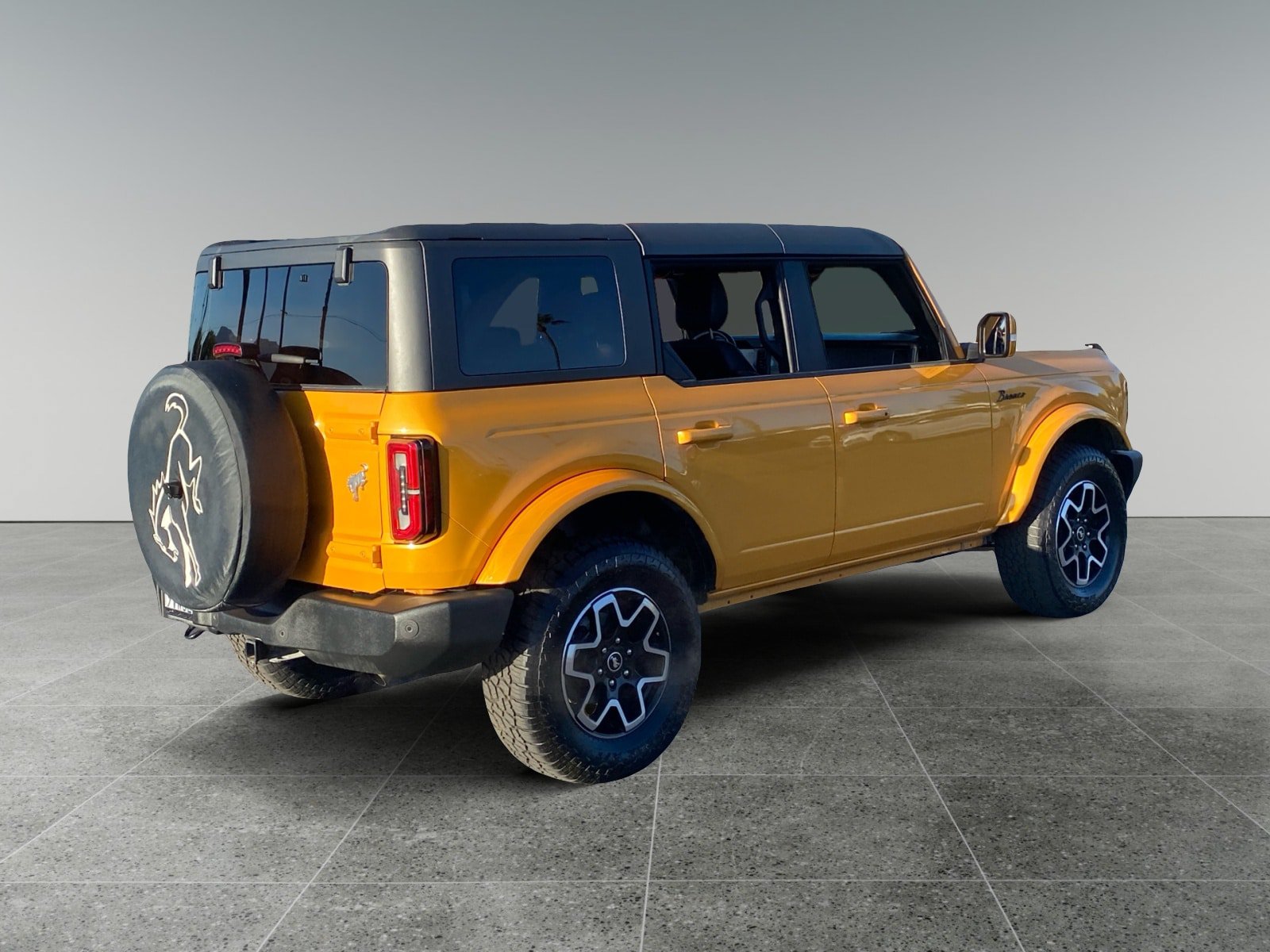 Used 2022 Ford Bronco Outer Banks AWD/4WD image 5