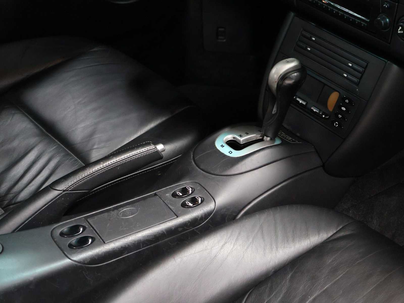 Used 2001 Porsche 911 Carrera 4 AWD/4WD image 19