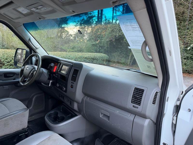 Used 2018 Nissan NV 2500 SV w/ Navigation Package image 24