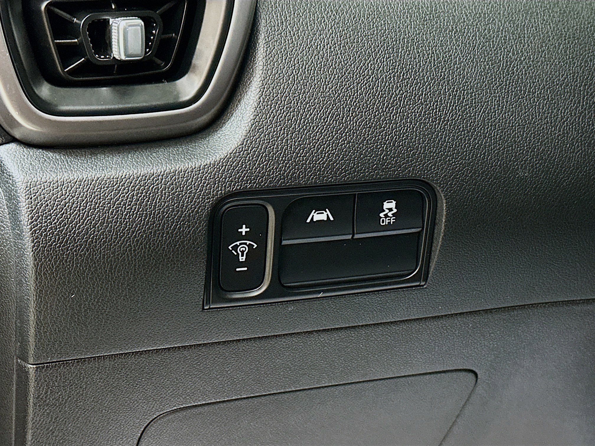 Used 2023 Kia Sorento S w/ Panoramic Sunroof Package image 10