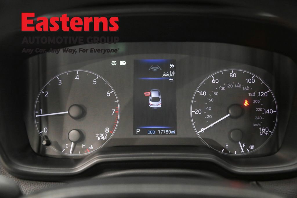 Used 2025 Toyota Corolla LE image 18