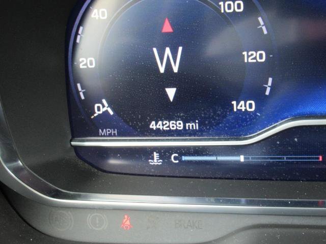 Certified 2022 Chevrolet Suburban High Country image 32