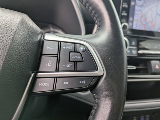 Used 2022 Toyota Highlander XLE image 34