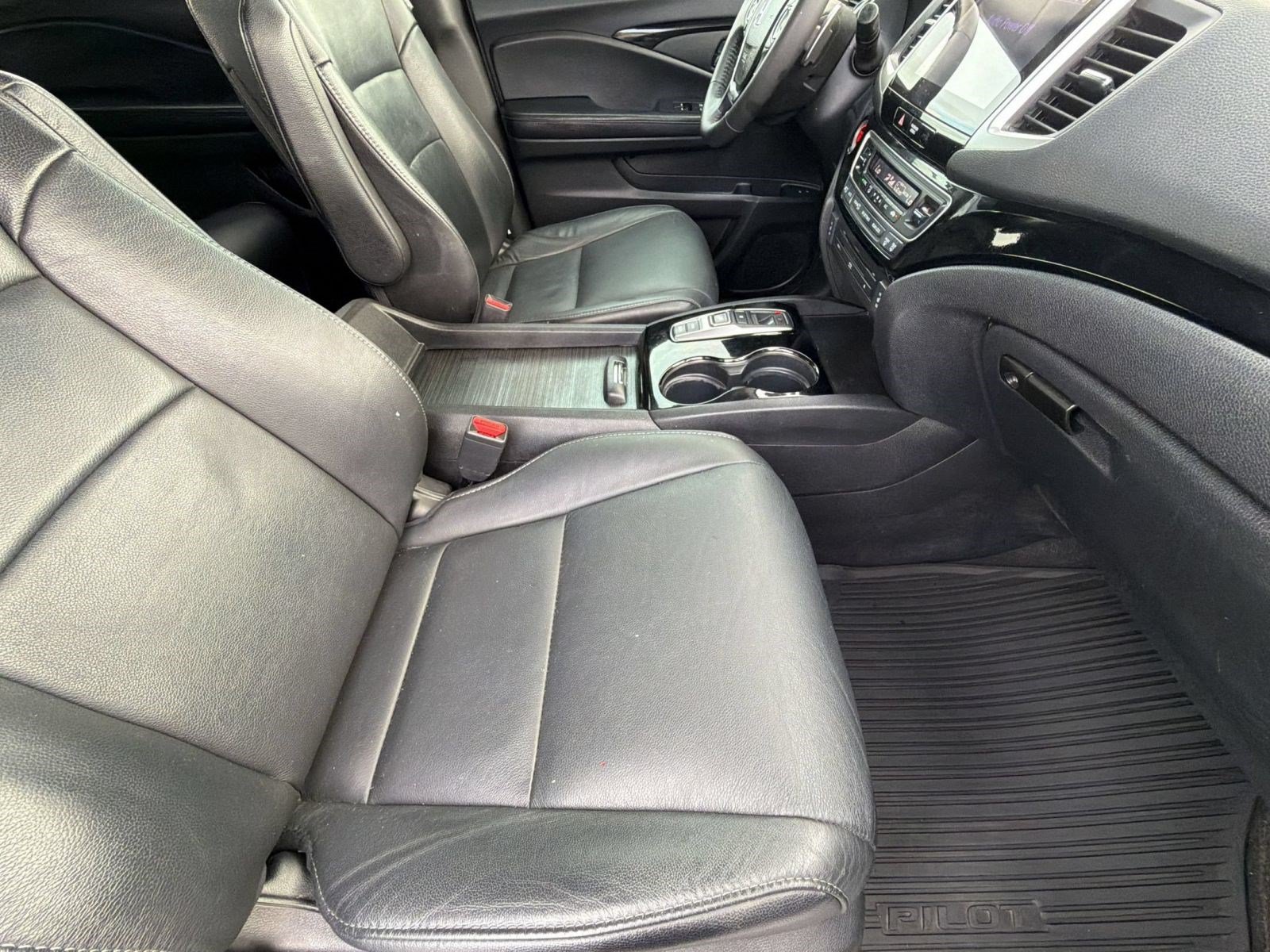 Used 2018 Honda Pilot Touring image 24