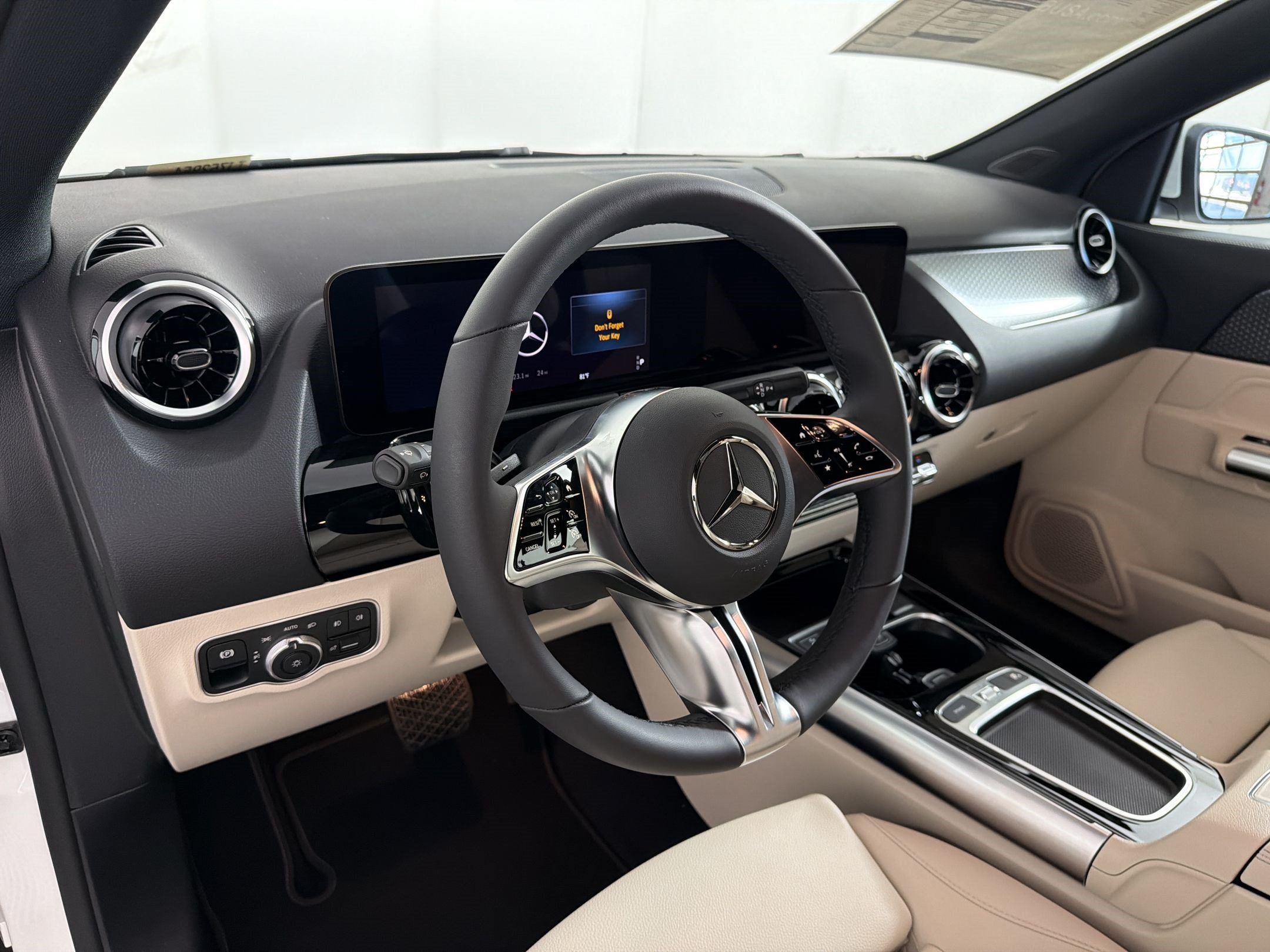 New 2026 Mercedes-Benz GLA 250 4MATIC image 4